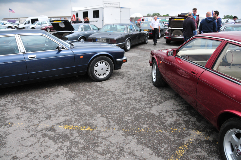 Illustration for article titled Neat, there's a 1-off XJ40 Coupe :)